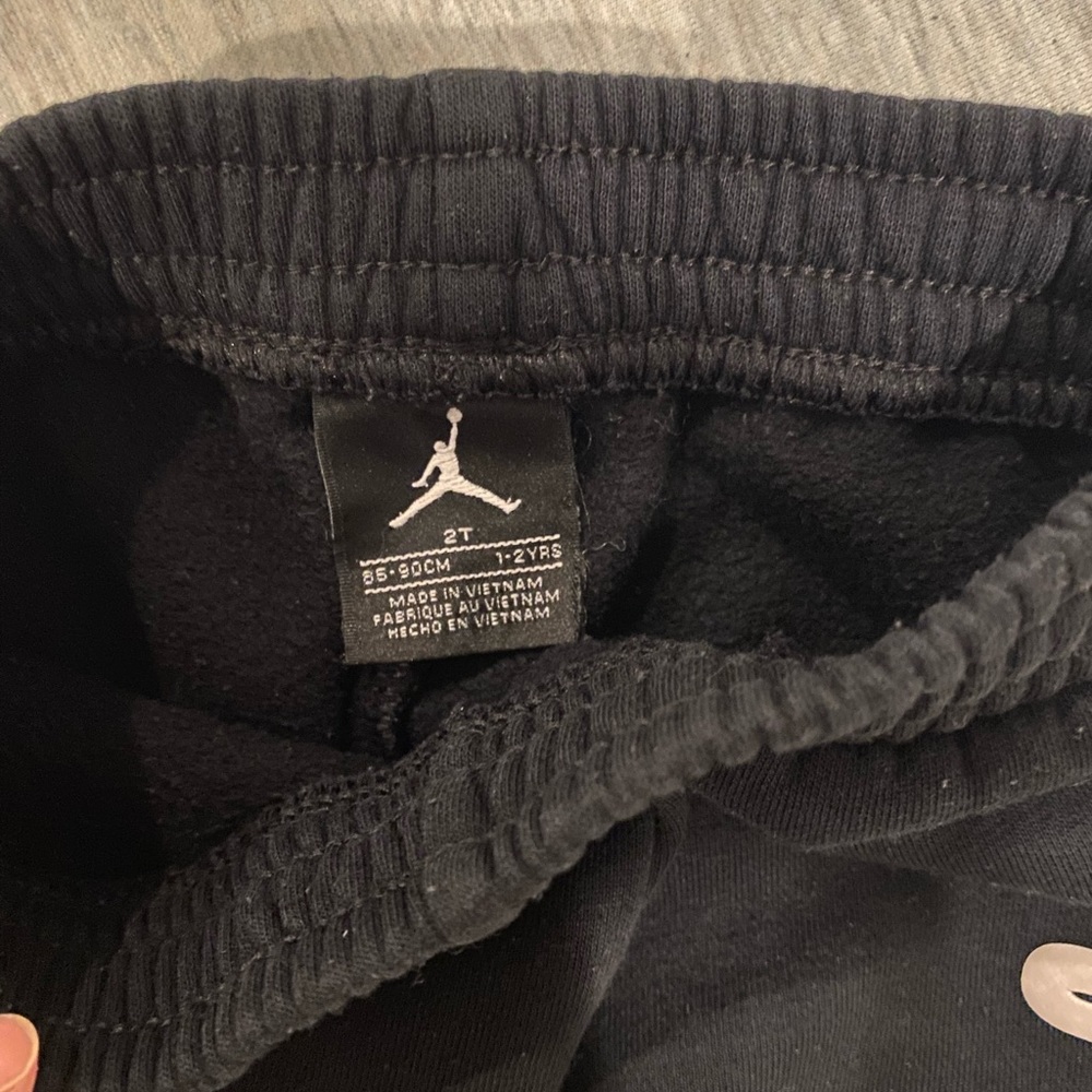 Air Jordan Sweatpants for Toddler - Picture 3 of 4